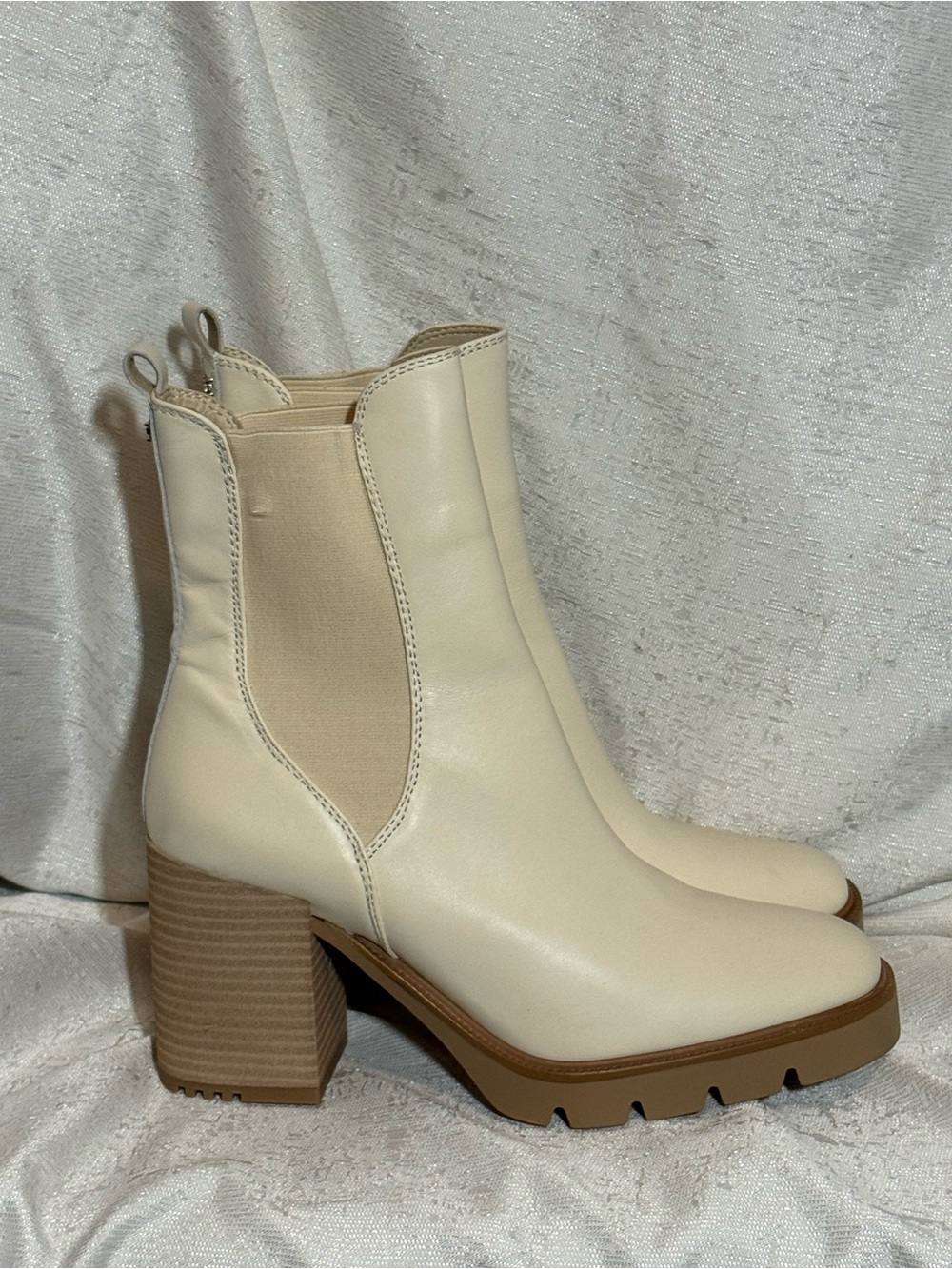 Sam Edelman Rollins Cream Leather Chelsea Block Heel Boots for Women - Picture 12 of 13